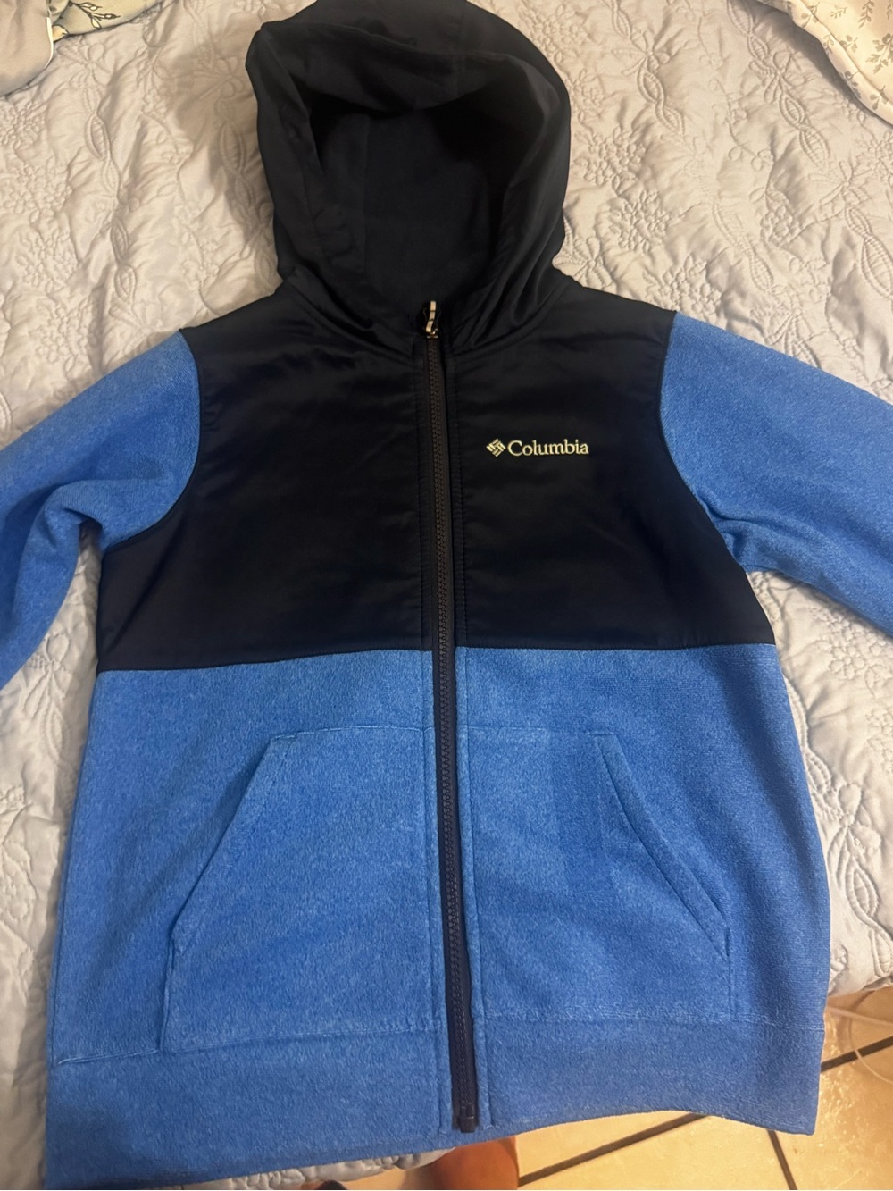 Columbia Two-Tone Blue and Black Hooded Fleece Jacket